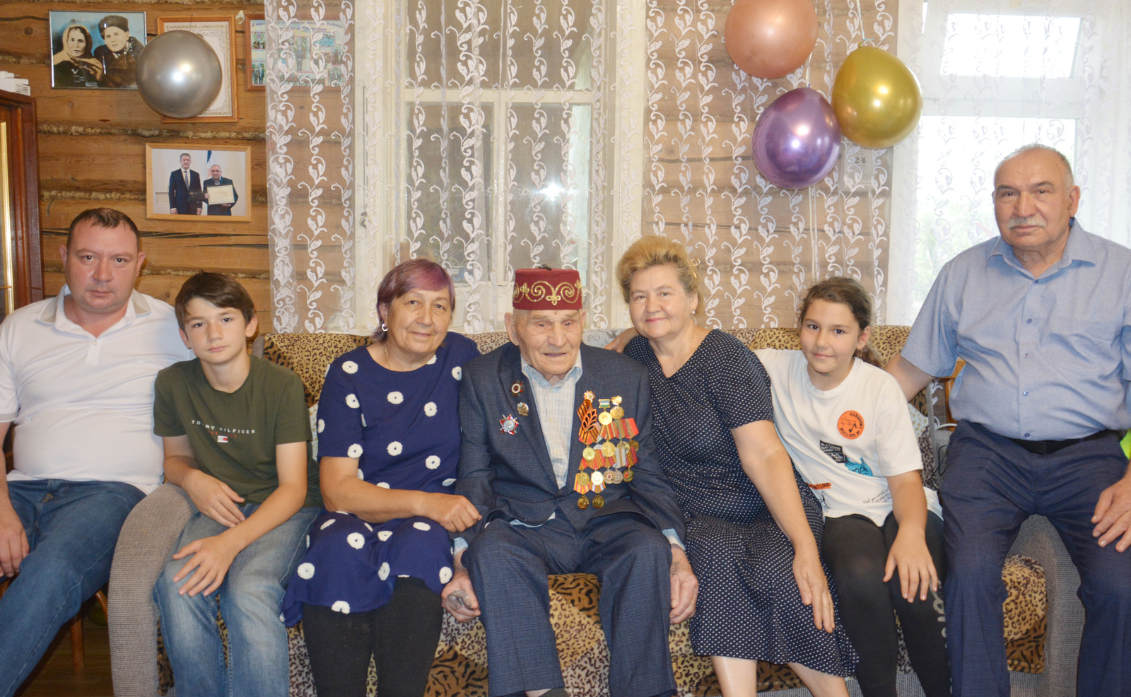 Бөек Ватан сугышы ветераны Солтан Хәйдәров бер гасырлык юбилеен билгеләп үтте