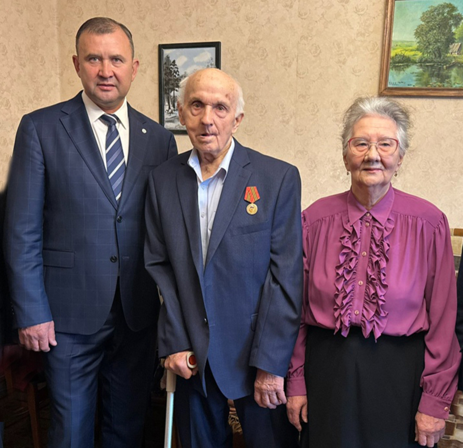 Өлкән буынга хөрмәт белән