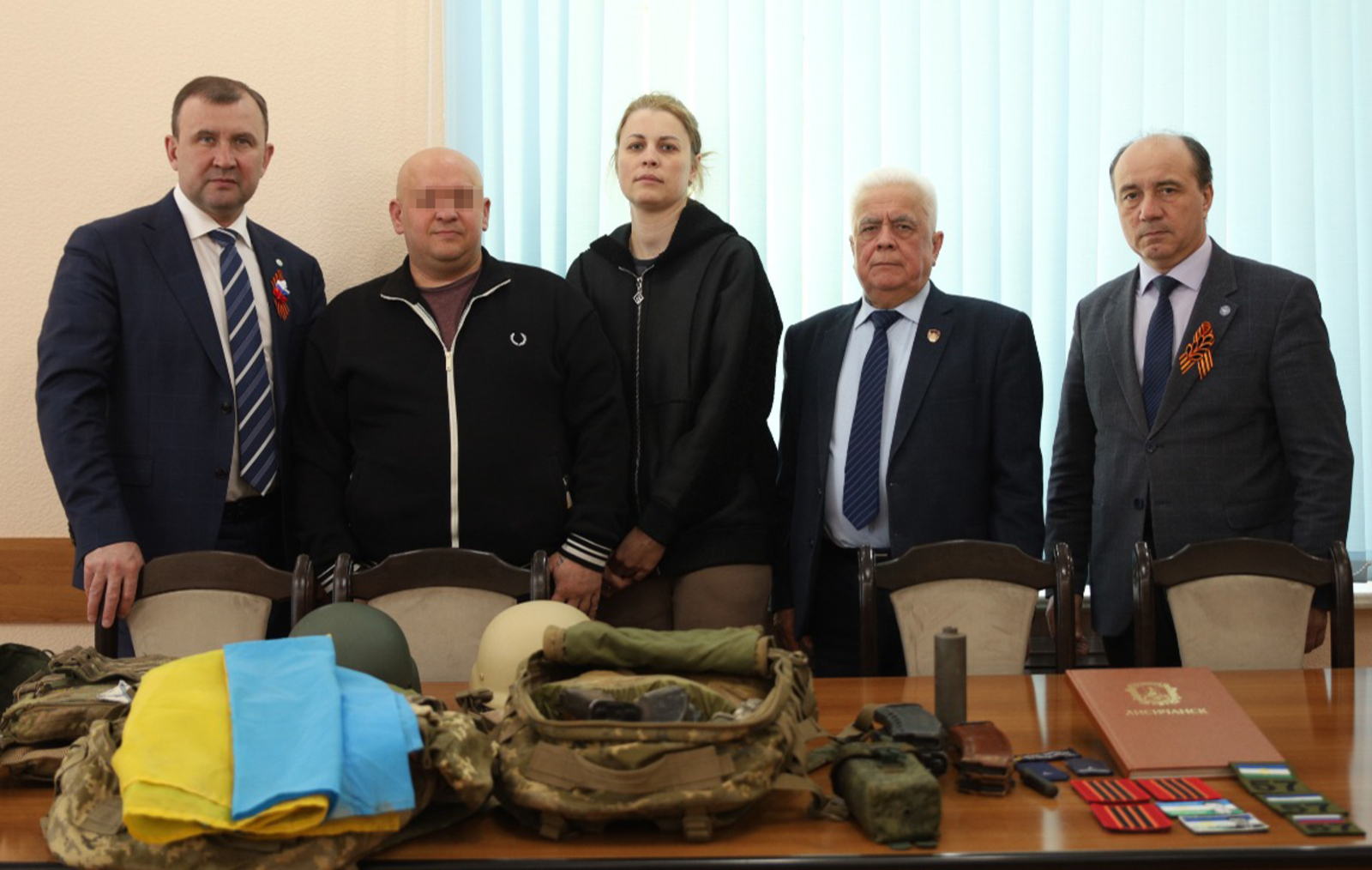 Музейга экспонатлар бүләк итте